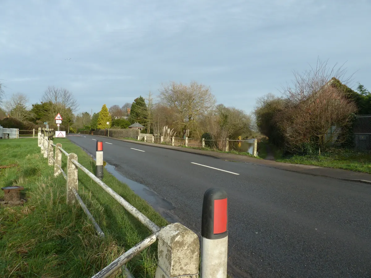 Selsey Road crossing the Chichester Canal at Crosbie Bridge